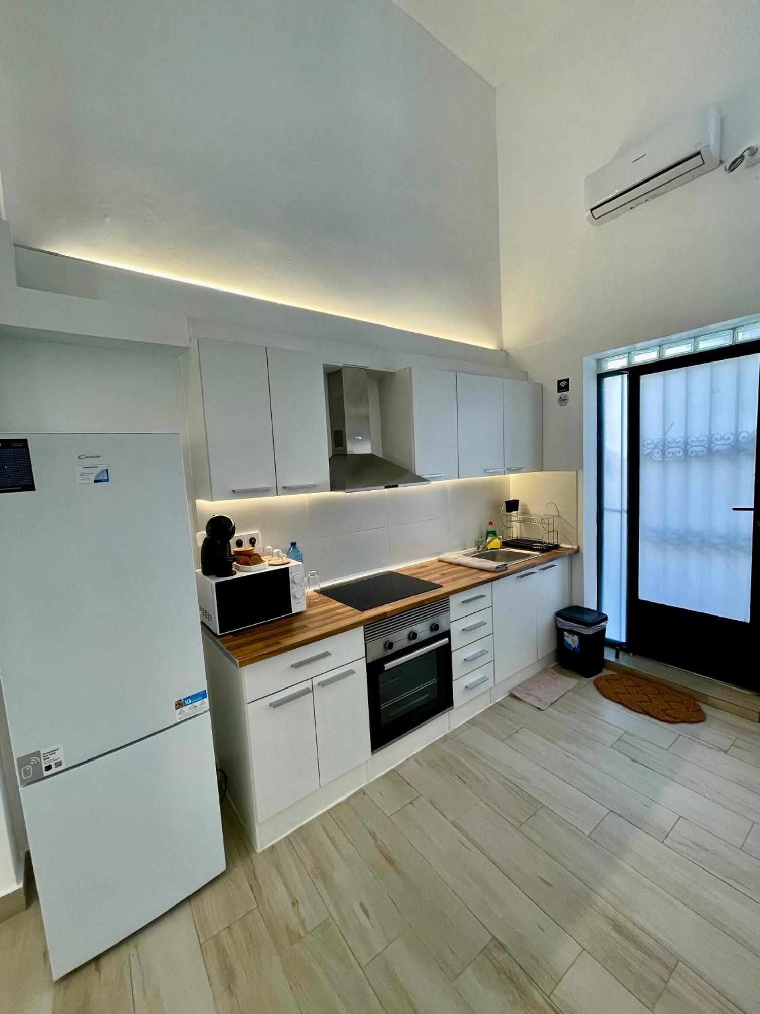 Infinity Apartment Аликанте Екстериор снимка