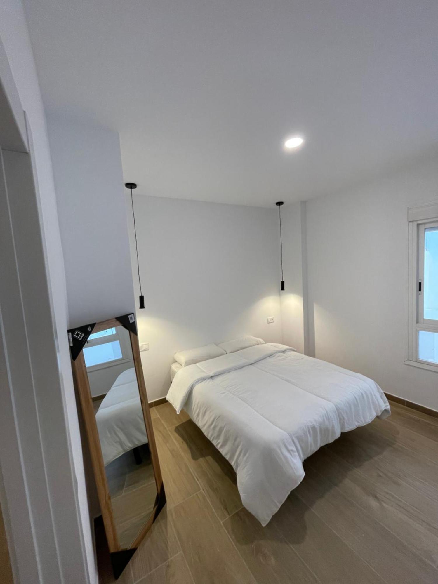 Infinity Apartment Аликанте Екстериор снимка