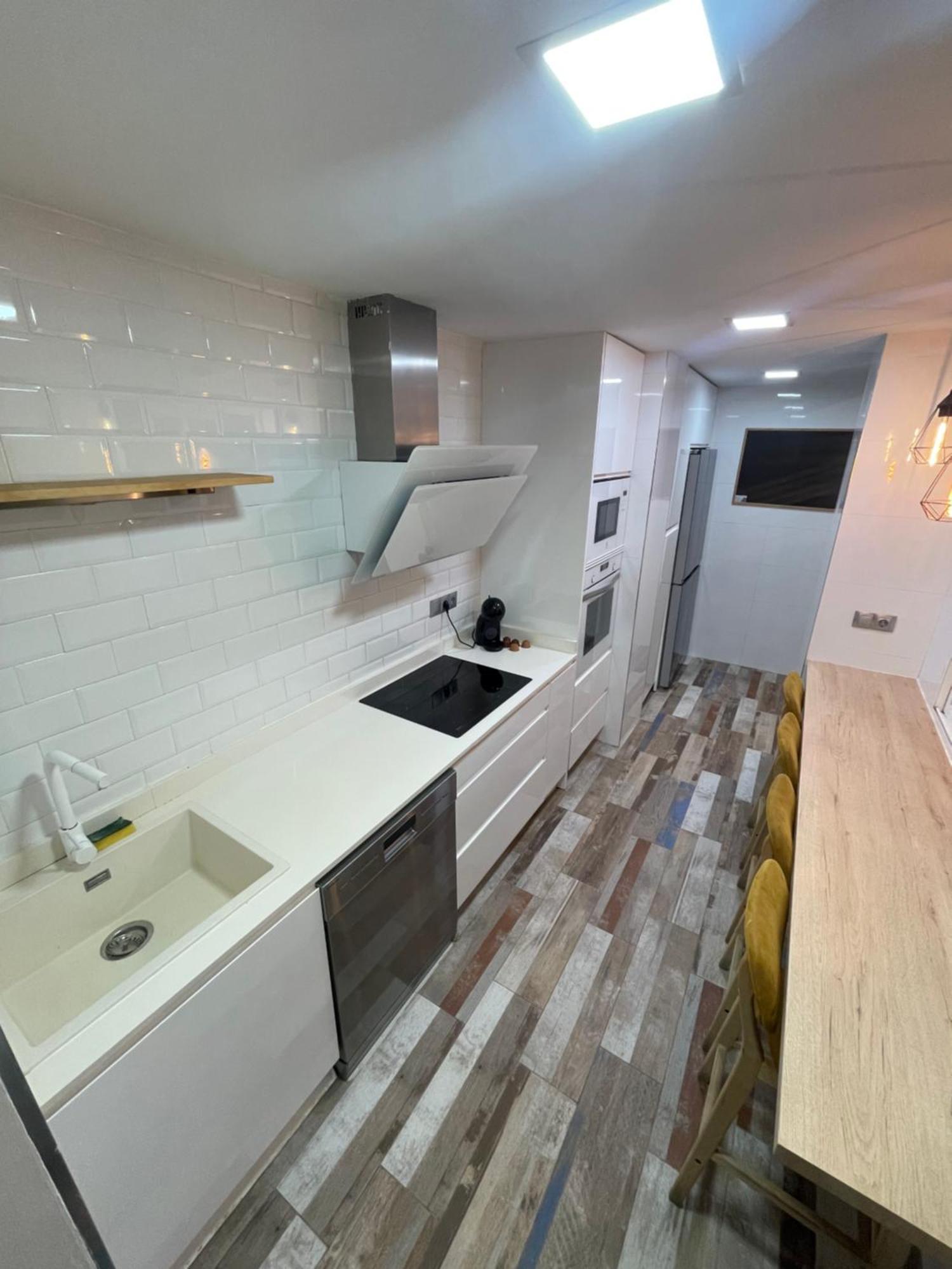 Infinity Apartment Аликанте Екстериор снимка