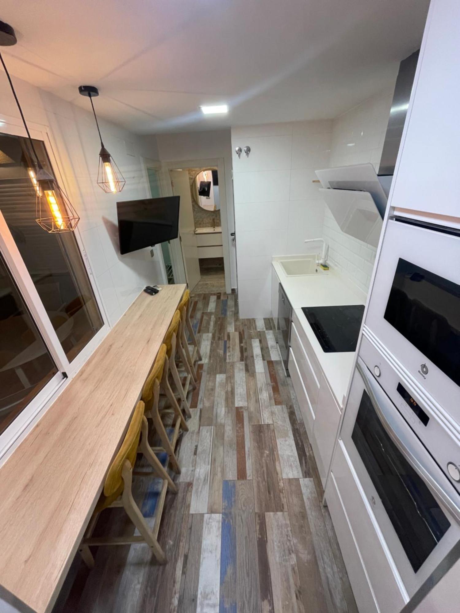 Infinity Apartment Аликанте Екстериор снимка