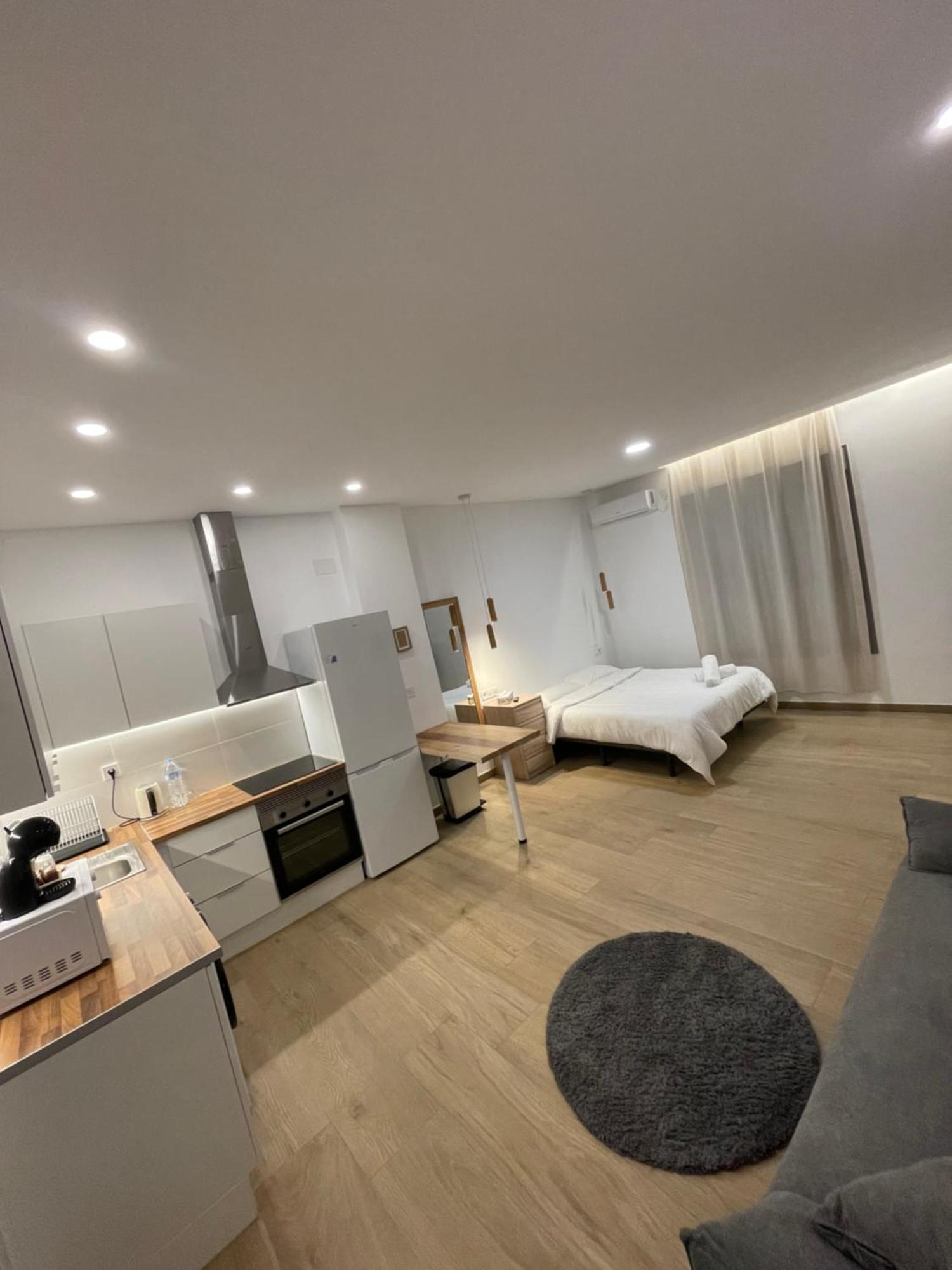 Infinity Apartment Аликанте Екстериор снимка