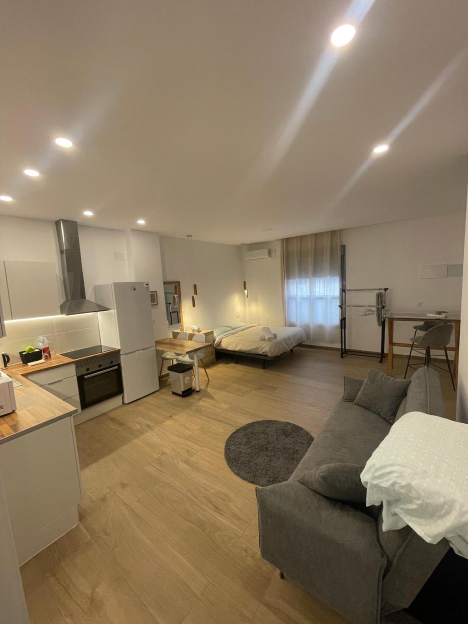 Infinity Apartment Аликанте Екстериор снимка